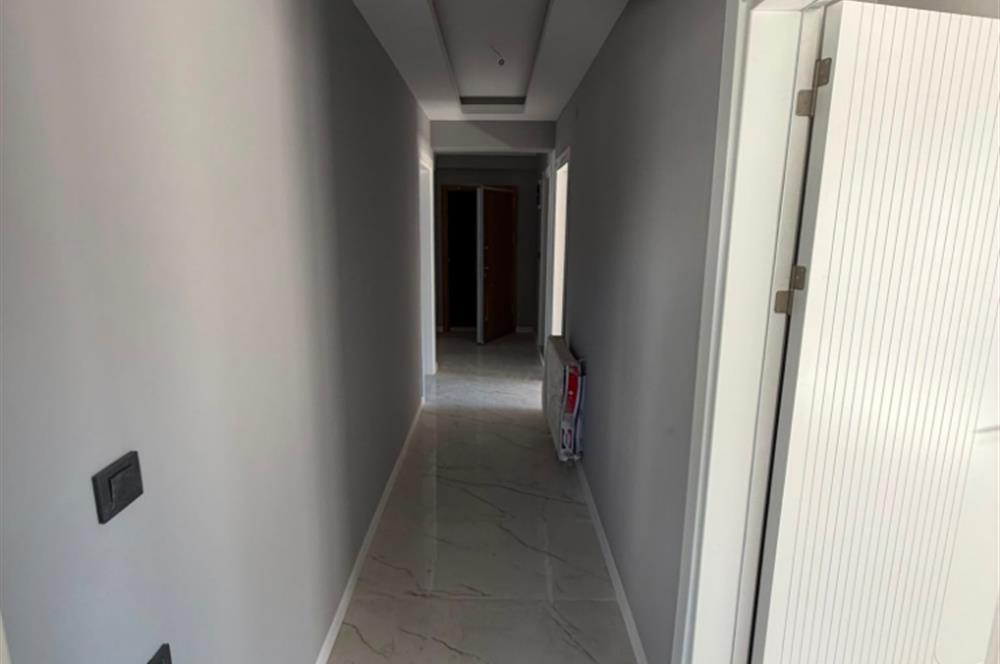 Torbalı Muratbey'de Satılık 3+1 Lüks Site İçi Daire