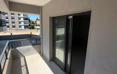 Torbalı Muratbey'de Satılık 3+1 Lüks Site İçi Daire