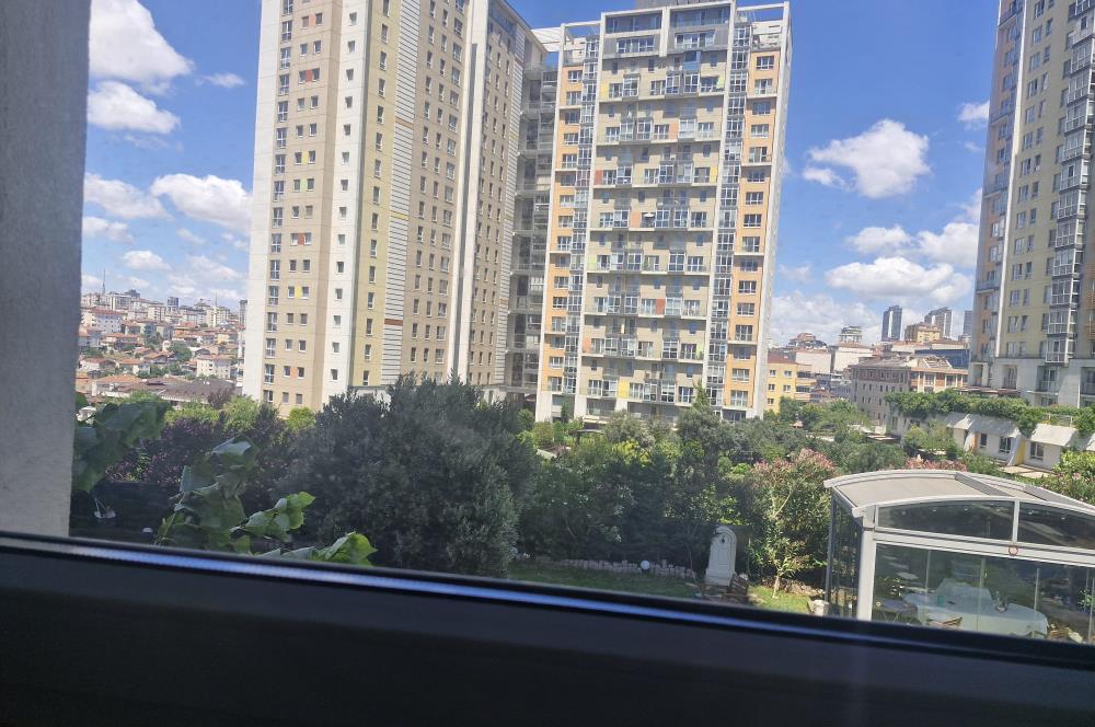 Kentplus Centrium'da Orman Manzaralı Dekorasyonlu Satılık 2+1