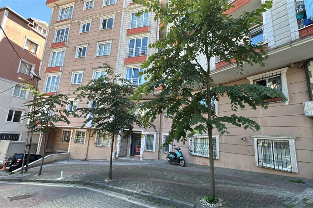 Kağıthane Merkez Ege Sokakta Merkezi Konumda Satılık 1+1