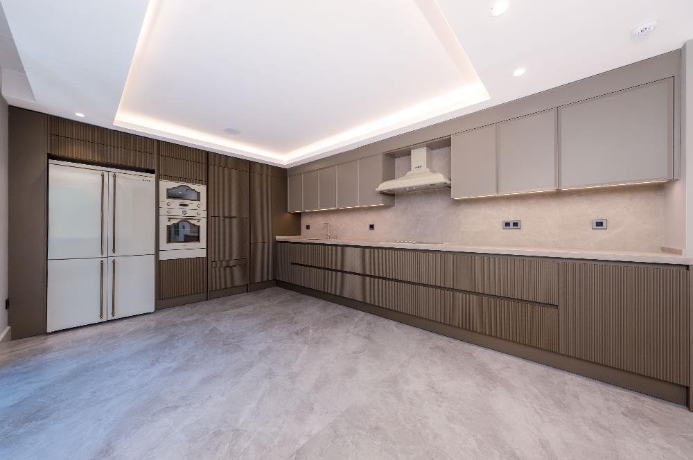 SALACAK'TA FULL DENİZ MANZARALI ULTRA LÜKS KİRALIK MÜSTAKİL VİLLA