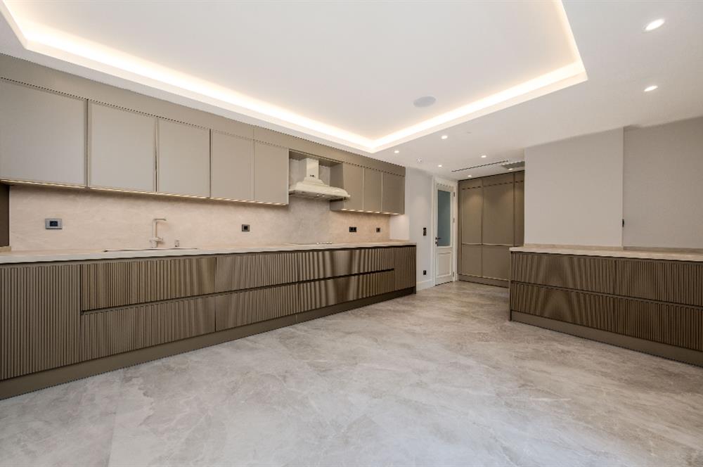SALACAK'TA FULL DENİZ MANZARALI ULTRA LÜKS KİRALIK MÜSTAKİL VİLLA