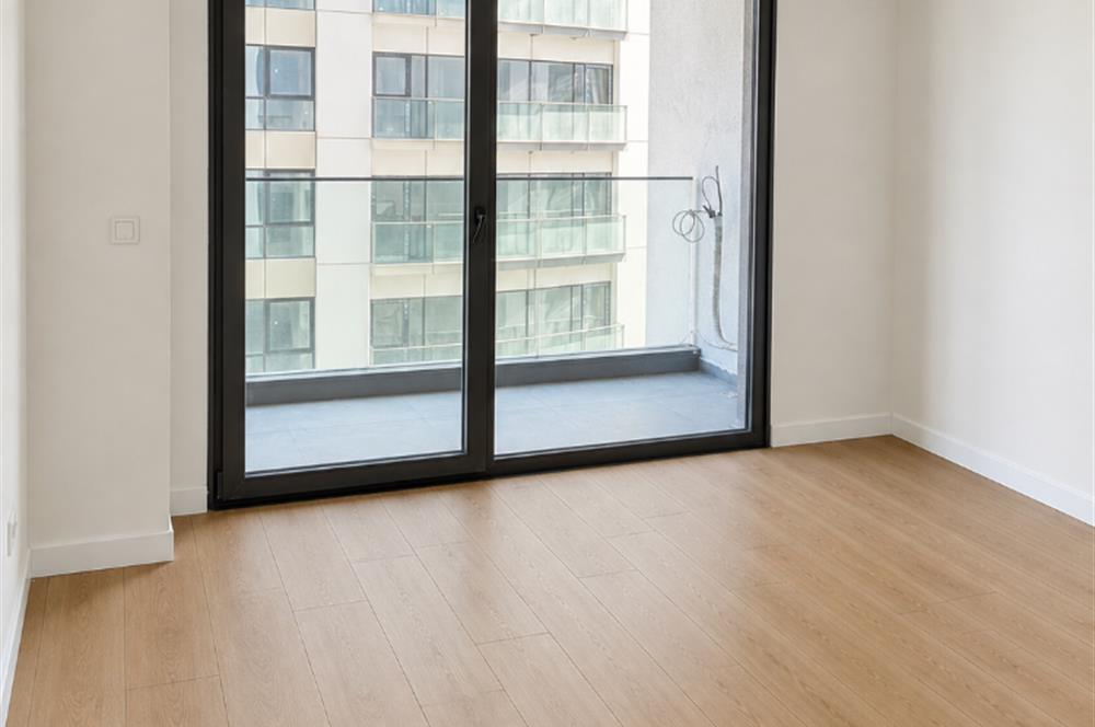 Kadıköy Dumlupınar'da Kiralık Balkonlu 2+1 Daire