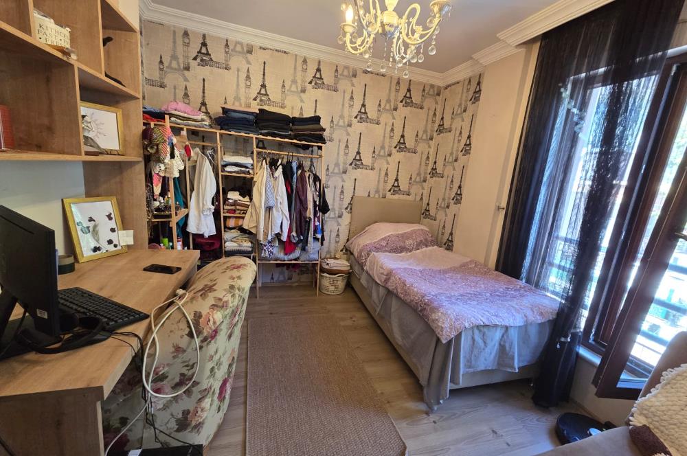 CENTURY 21 BAL'DAN CİHAT BİLGİHAN CADDESİNDE SATILIK VİLLA