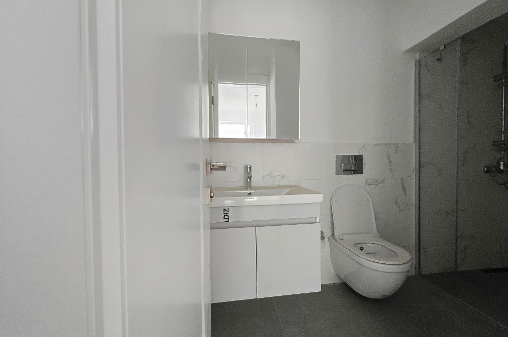 Deniz Manzaralı 4+1 Triplex Lüks Villa