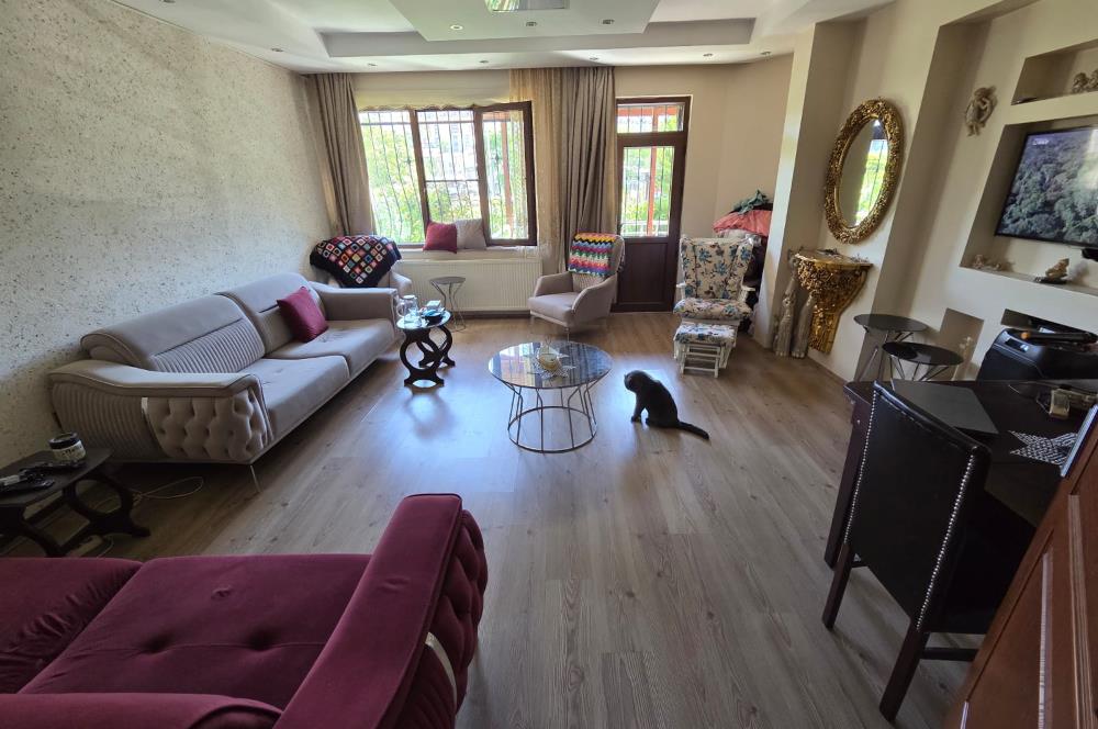 CENTURY 21 BAL'DAN CİHAT BİLGİHAN CADDESİNDE SATILIK VİLLA