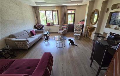 CENTURY 21 BAL'DAN CİHAT BİLGİHAN CADDESİNDE SATILIK VİLLA