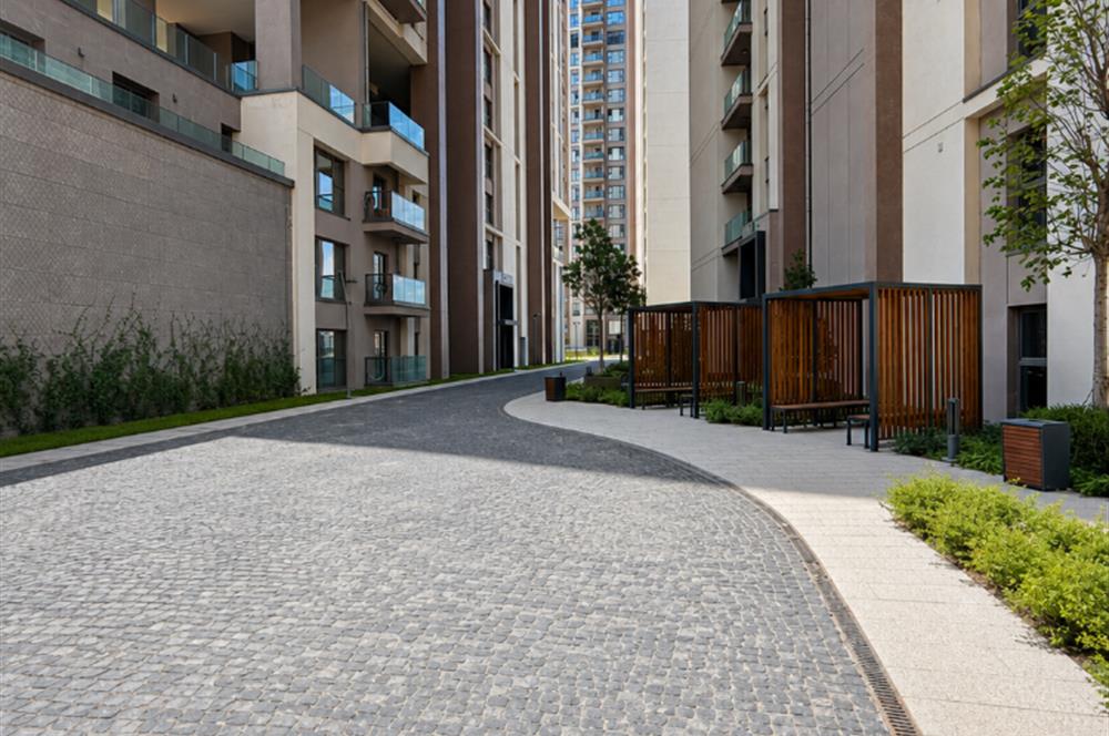 Kadıköy Dumlupınar'da Kiralık Balkonlu 2+1 Daire