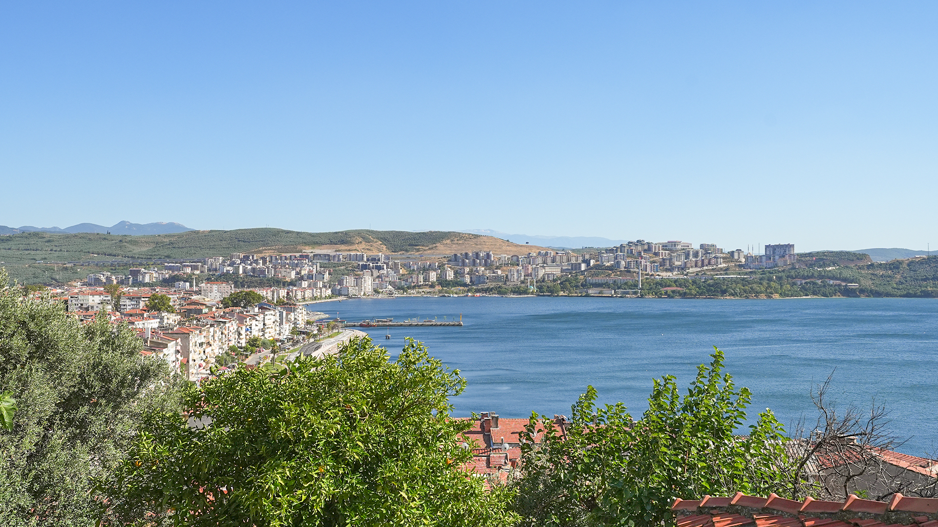 C21 Cius; Orhaniye Mahallesi Deniz Manzaralı 2+1 Kiralık Daire