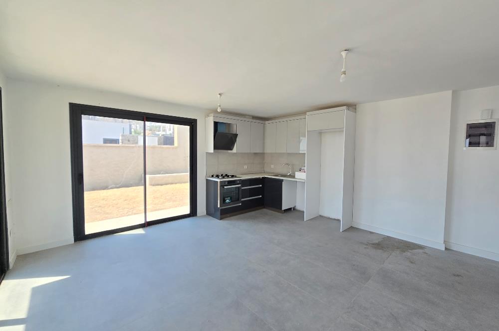 Deniz Manzaralı 4+1 Triplex Lüks Villa