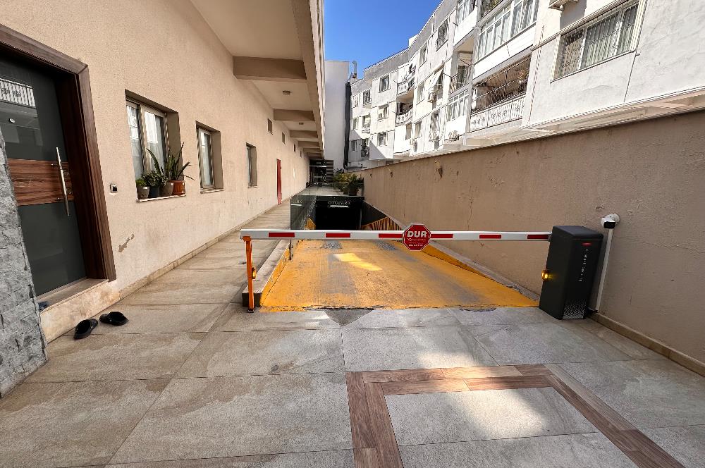 Bayraklı Adalet Mahallesi Avcılar Office de 1+0 Kiralık Ofis