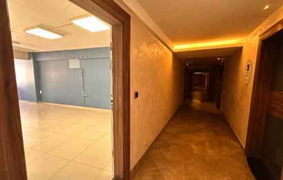 Bayraklı Adalet Mahallesi Avcılar Office de 1+0 Kiralık Ofis