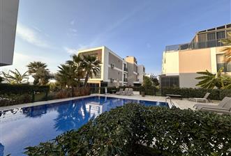 Çeşme Reisdere Loca Sitesinde Havuz Yanı Bahçeli Full Eşyalı 1+1  - 11 - 36179