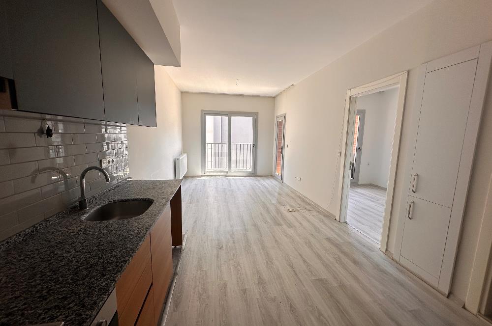İzmir Seyrek Villarima Suits de Merkezi Konumda 1+1 Kiralık