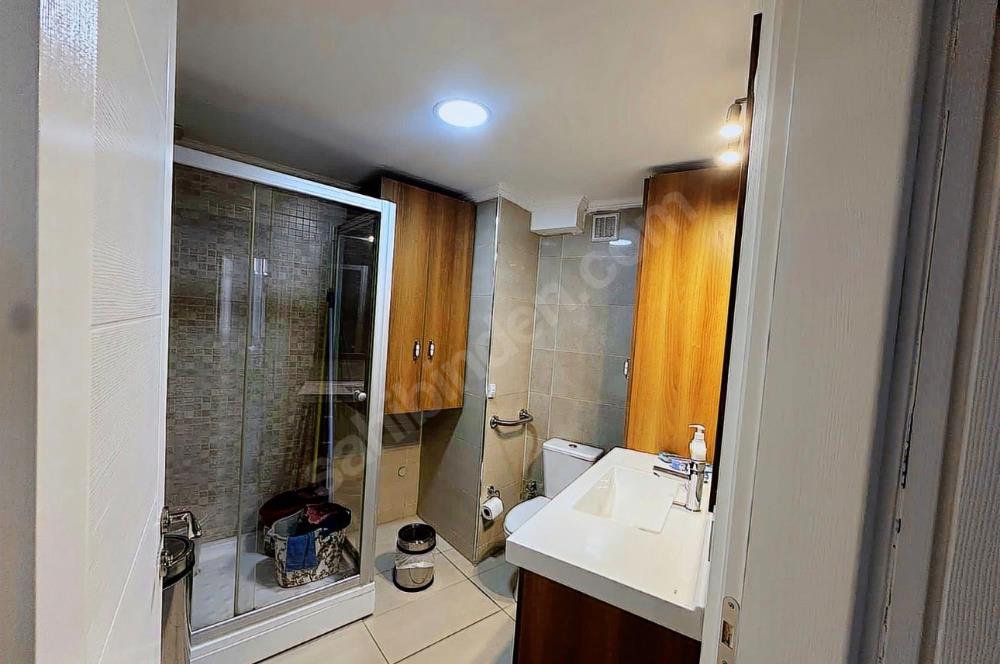 Alsancak Şair Eşref Bulvarı Muhteşem Konumda 3+1 Satılık