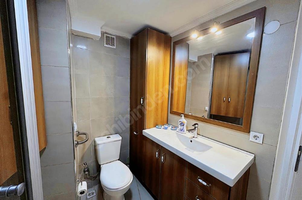 Alsancak Şair Eşref Bulvarı Muhteşem Konumda 3+1 Satılık
