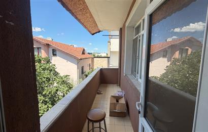 İZMİT SANAYİDE SATILIK KOMPLE BİNA 426m2 ARSA İÇİNDE 3ADET DAİRE