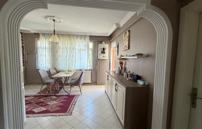 İZMİT SANAYİDE SATILIK KOMPLE BİNA 426m2 ARSA İÇİNDE 3ADET DAİRE