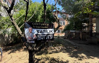 İZMİT SANAYİDE SATILIK KOMPLE BİNA 426m2 ARSA İÇİNDE 3ADET DAİRE