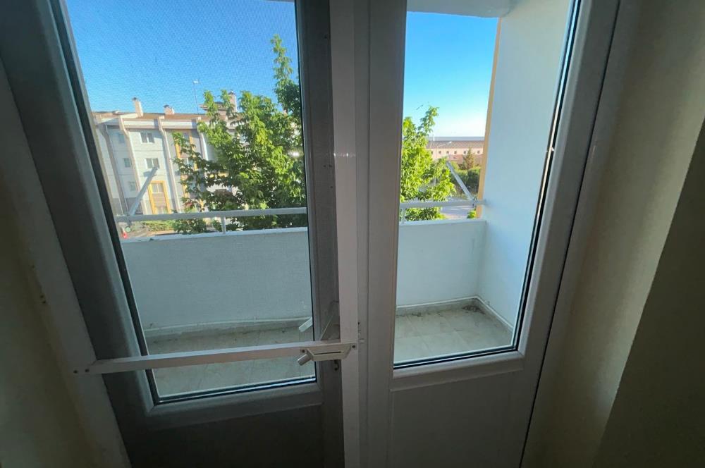 C21 BAL'DAN TOKİ 1.ETAP 4 KATLILARDA GENİŞ 3+1 KİRALIK DAİRE