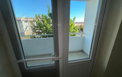 C21 BAL'DAN TOKİ 1.ETAP 4 KATLILARDA GENİŞ 3+1 KİRALIK DAİRE