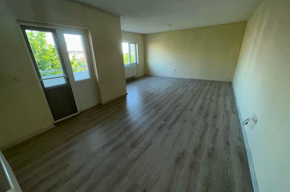 C21 BAL'DAN TOKİ 1.ETAP 4 KATLILARDA GENİŞ 3+1 KİRALIK DAİRE