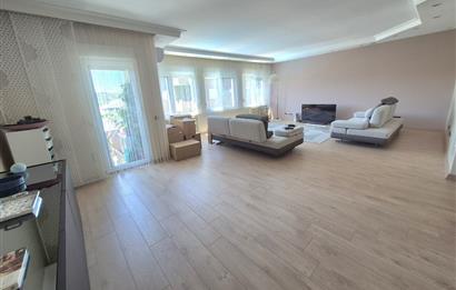 ZEKERİYAKÖY'DE GENİŞ YEŞİL ALANLI SİTEDE 3+1 SATILIK DAİRE