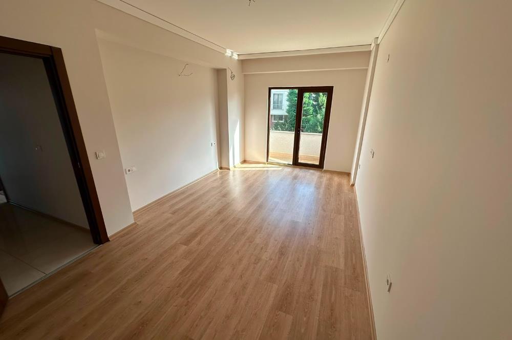 Yalıncak şehri seyir sitesinde kesintisiz manzaralı 3+1