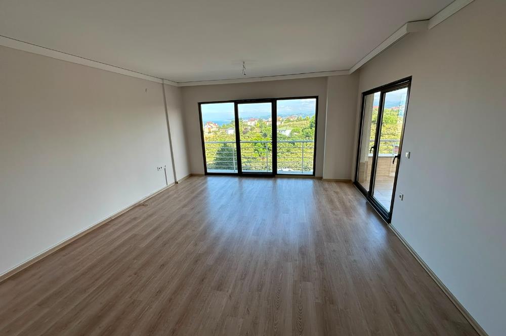 Yalıncak şehri seyir sitesinde kesintisiz manzaralı 3+1