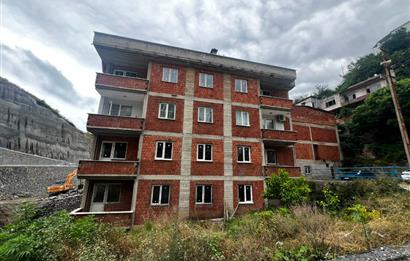 C21 UZMAN DA DEĞİRMENDERE DE KONUM AVANTAJLI KOMPLE SATILIK BİNA