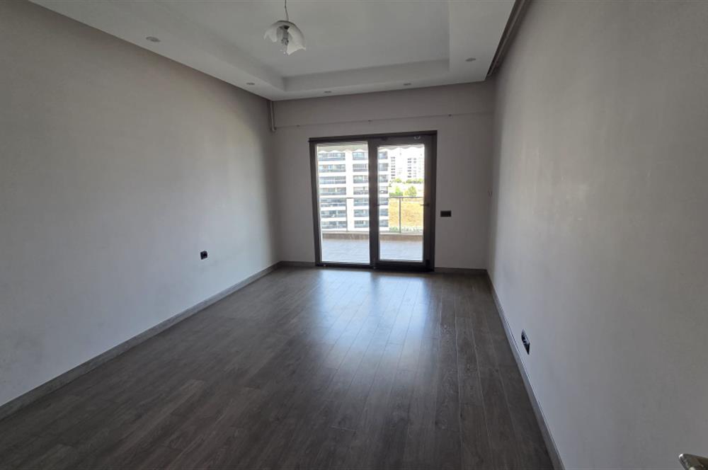 C21 LOFT'TAN ŞEMİKLER MAHALLESİ HAVUZLU SİTEDE 3+1 KİRALIK DAİRE