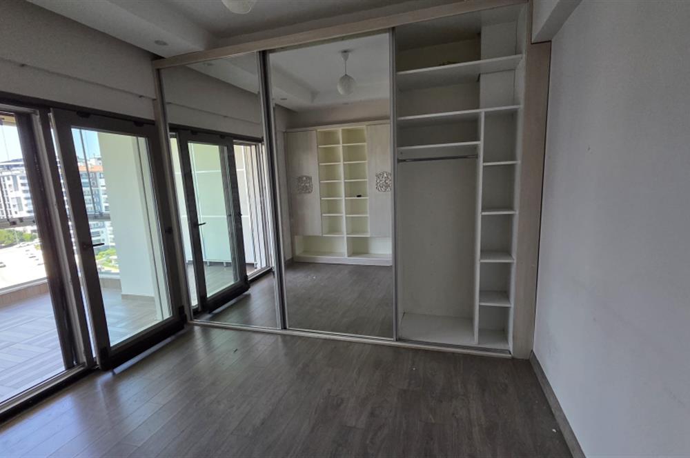 C21 LOFT'TAN ŞEMİKLER MAHALLESİ HAVUZLU SİTEDE 3+1 KİRALIK DAİRE
