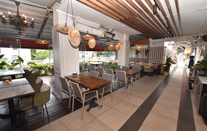 Zekeriyaköy'ün Kalbinde Devren Kiralık Restaurant