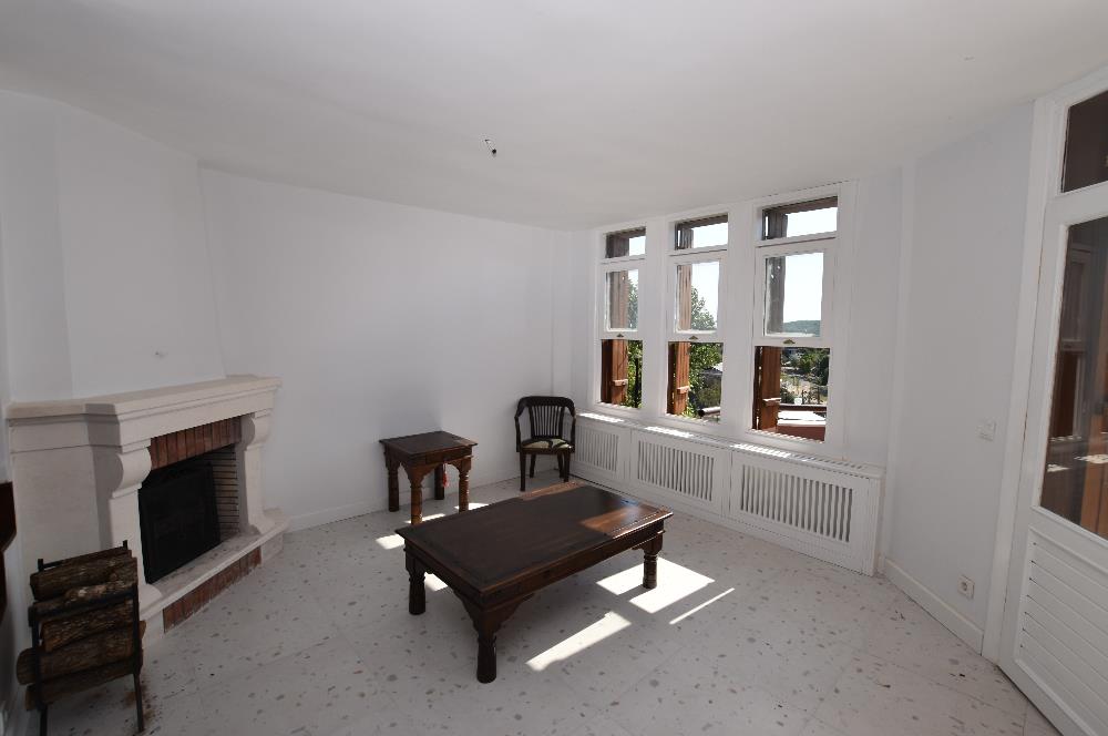 Çatalca Yalıköy Doğa Evleri'nde Yenilenmiş Villa