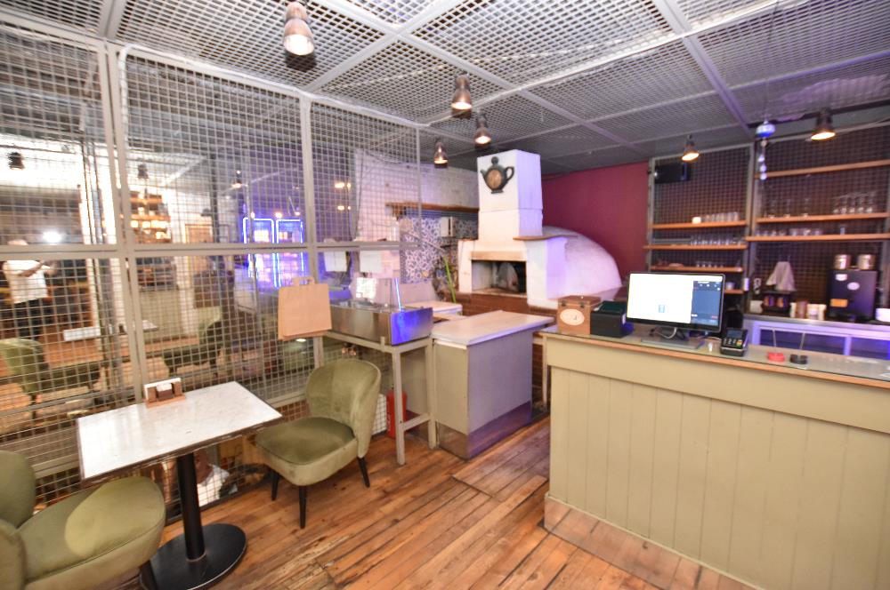 Zekeriyaköy'ün Kalbinde Devren Kiralık Restaurant