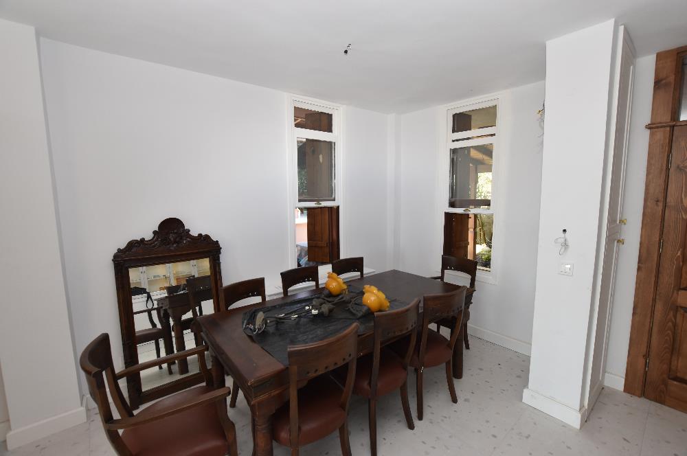 Çatalca Yalıköy Doğa Evleri'nde Yenilenmiş Villa