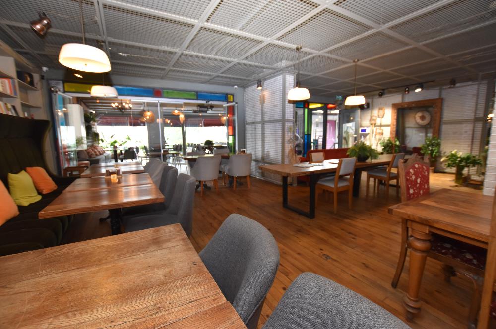 Zekeriyaköy'ün Kalbinde Devren Kiralık Restaurant