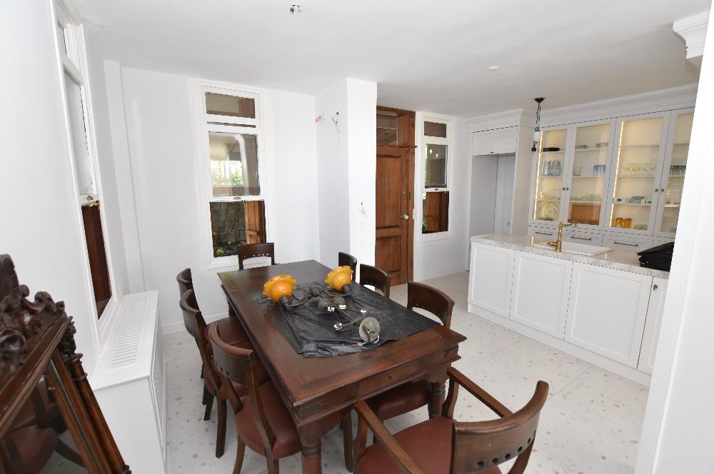 Çatalca Yalıköy Doğa Evleri'nde Yenilenmiş Villa