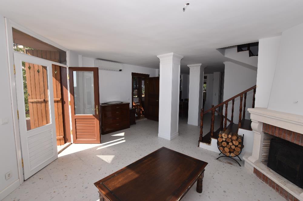 Çatalca Yalıköy Doğa Evleri'nde Yenilenmiş Villa