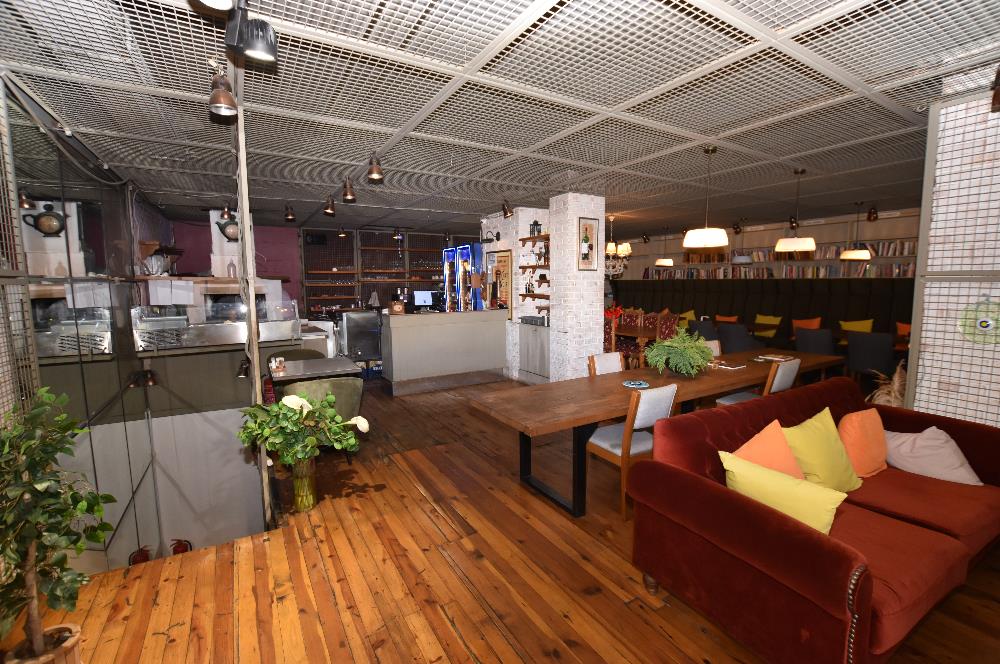 Zekeriyaköy'ün Kalbinde Devren Kiralık Restaurant