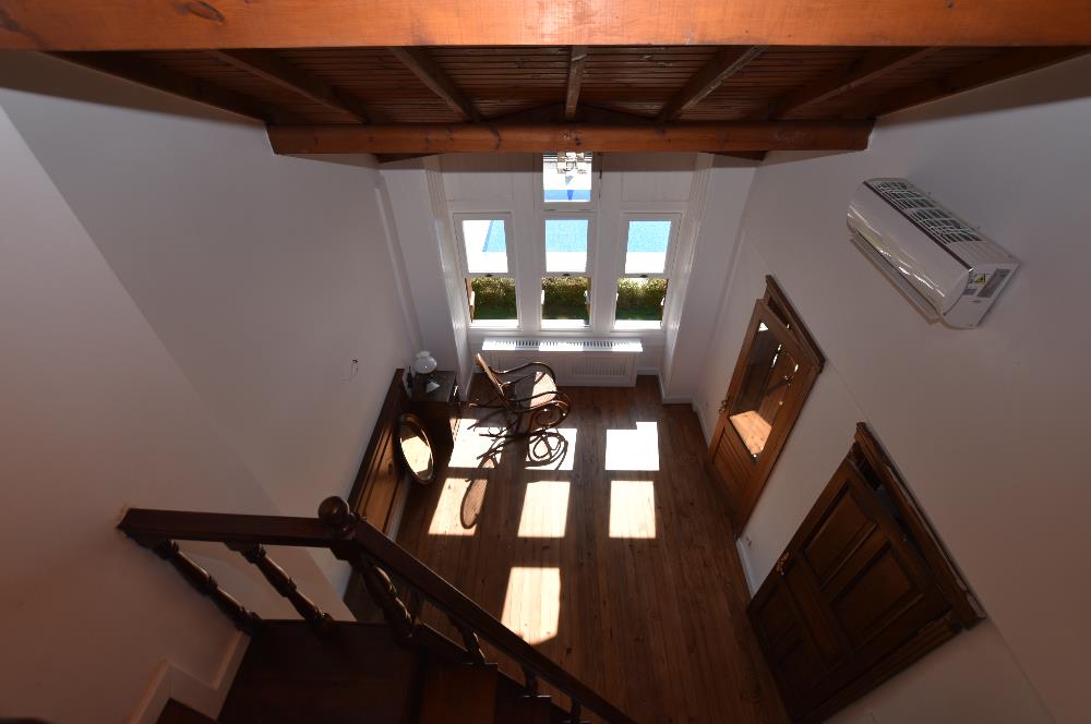 Çatalca Yalıköy Doğa Evleri'nde Yenilenmiş Villa