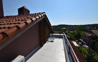Çatalca Yalıköy Doğa Evleri'nde Yenilenmiş Villa