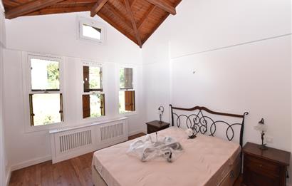 Çatalca Yalıköy Doğa Evleri'nde Yenilenmiş Villa