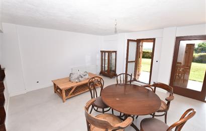 Çatalca Yalıköy Doğa Evleri'nde Yenilenmiş Villa