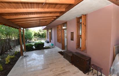 Çatalca Yalıköy Doğa Evleri'nde Yenilenmiş Villa