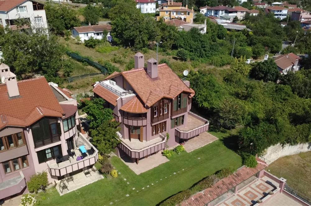 Çatalca Yalıköy Doğa Evleri'nde Yenilenmiş Villa
