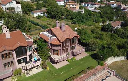 Çatalca Yalıköy Doğa Evleri'nde Yenilenmiş Villa