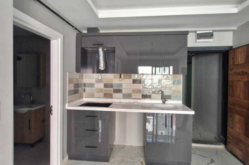 C21 BAL' DAN GOP İZMİR YOLU ARKASI 1+1 KİRALIK DAİRE