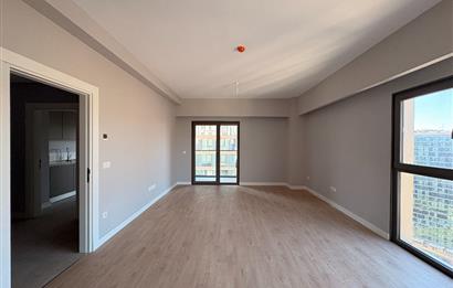 C21 ROOF'DAN YENİ FİKİRTEPE 6.ETAPTA ÇAMLICA CEPHELİ 3+1 KİRALIK