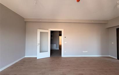 C21 ROOF'DAN YENİ FİKİRTEPE 6.ETAPTA ÇAMLICA CEPHELİ 3+1 KİRALIK